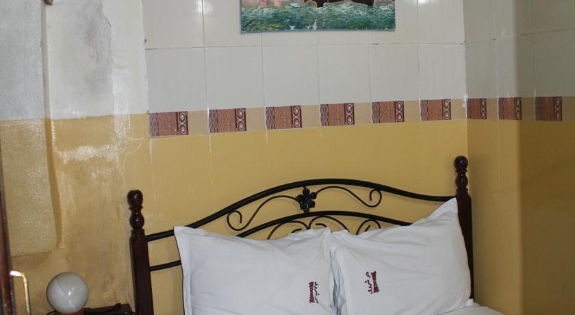 Dar Chourouk Hotel Фес Екстериор снимка